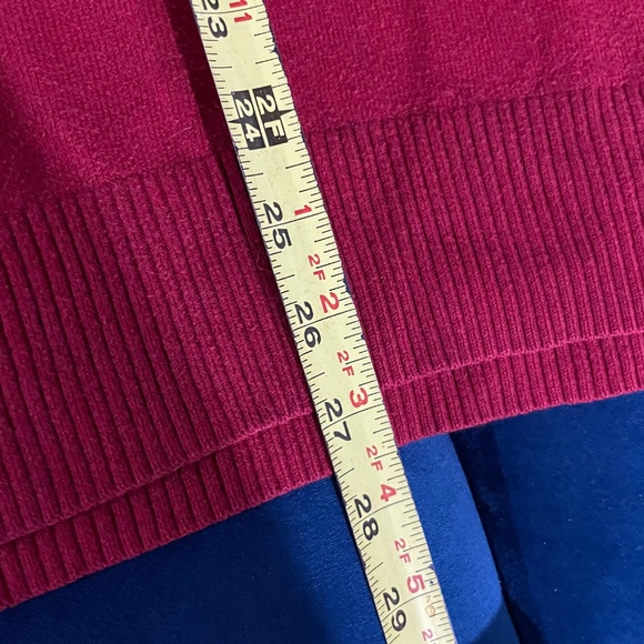 Abercrombie & Fitch Preppy Men’s V-Neck Sweater Red (Size Large) - Picture 6 of 6